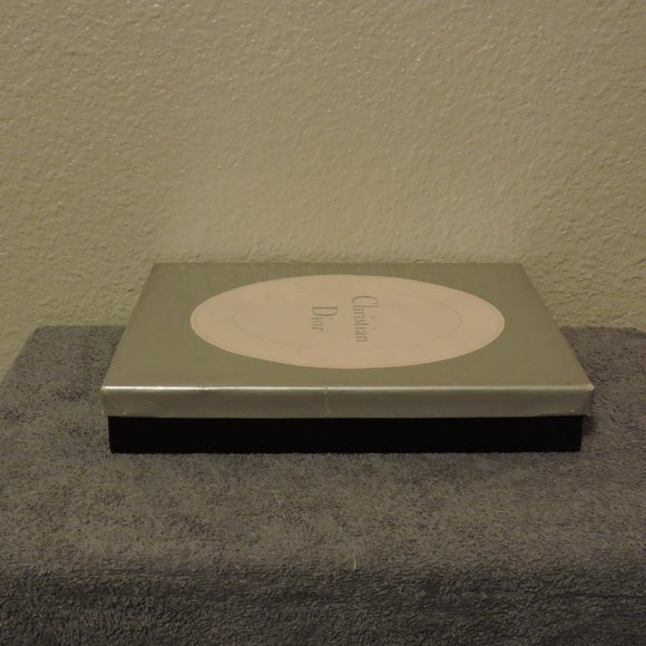 Vintage Christian Dior Cardboard Sales Box - Picture 2 of 7